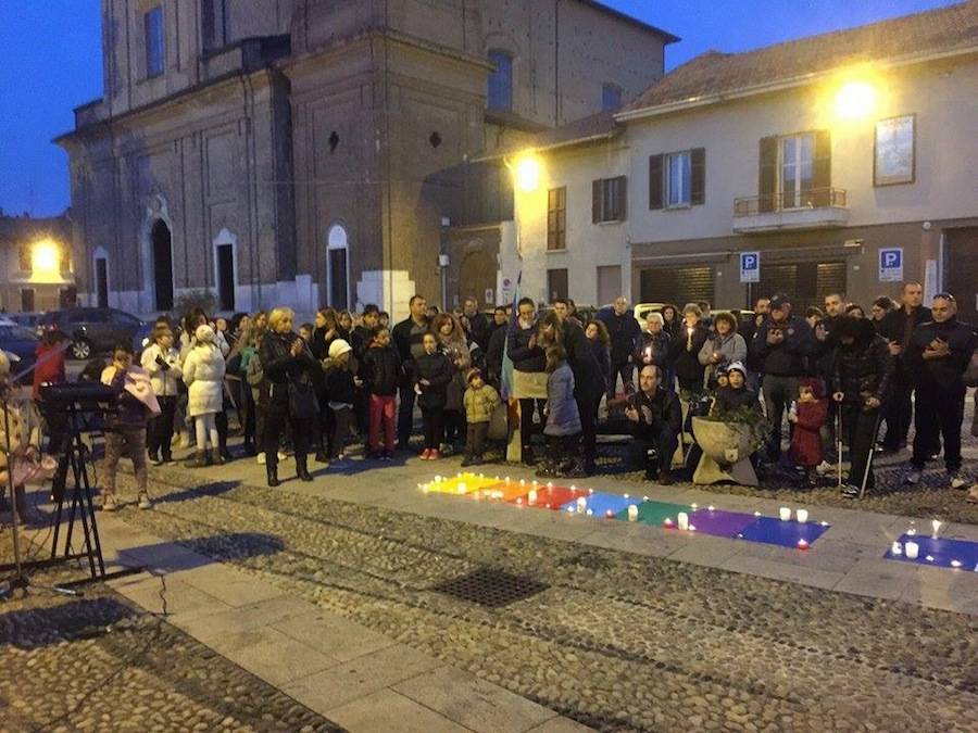 Samarate Commemora Le Vittime Di Parigi VareseNews Foto