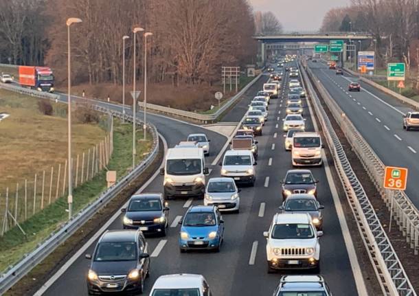 Doppio Incidente In A8 Tra Legnano E Castellanza Una Decina Di Persone