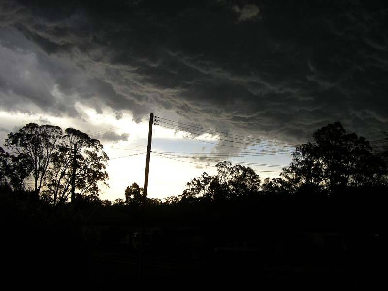 La tempesta sta` per arrivare a Seven Hills 