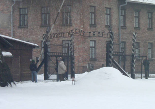 auschwitz entrata shoah