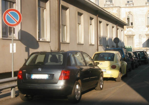 parcheggio ospedale di circolo varese febbraio 2006