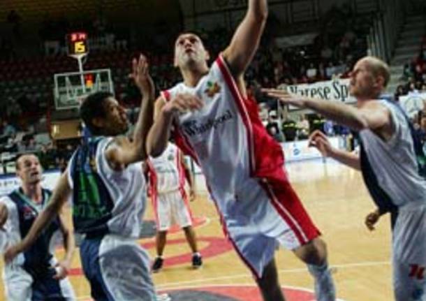 Varese – Roseto 80-63