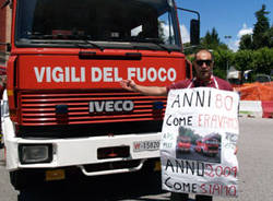 protesta vigili del fuoco villa recalcati 