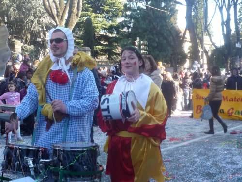 carnevale busto arsizio 20-2-2010 sfilata carri maschere viale duca d'aosta