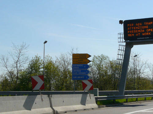 rotonda besnate a26 uscita autostrada