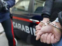carabinieri arresto apertura