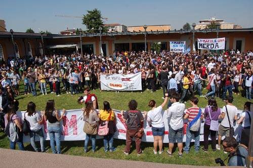 legalitalia manifestazione 11 aprile 2011 busto arsizio 