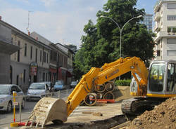 piazza manzoni lavori fognature luglio 2011