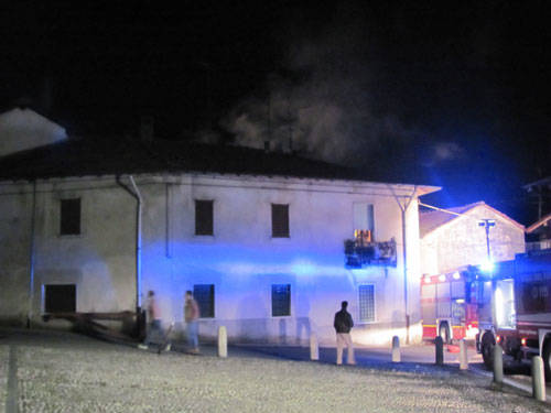 incendio sumirago ottobre 2011