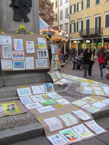 Leghisti e migranti insieme (inserita in galleria)