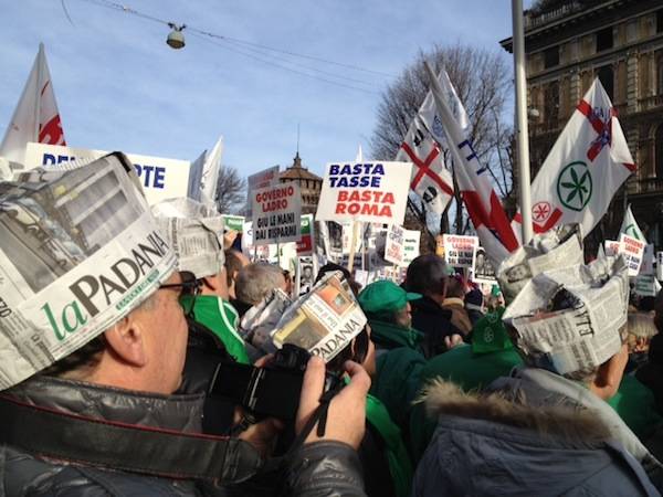 manifestazione lega milano 2012