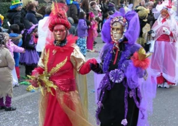 Il carnevale di Lavena Ponte Tresa (inserita in galleria)