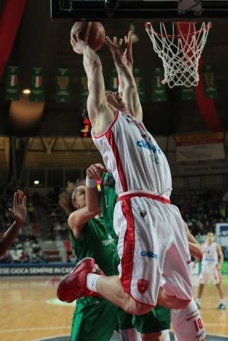 Cimberio-Montepaschi 65-77 (inserita in galleria)