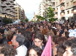 Il corteo verso la casa di Falcone (inserita in galleria)