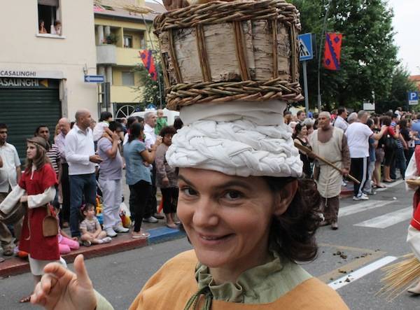 Palio di Legnano, i volti della sfilata (inserita in galleria)