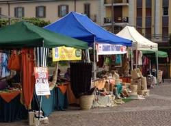 Il mondo in piazza a Varese (inserita in galleria)