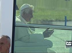 Il Papa arriva a Linate (inserita in galleria)