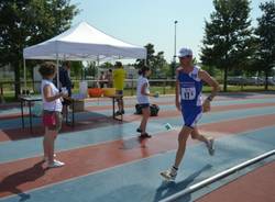 Atletica benefica a Busto (inserita in galleria)