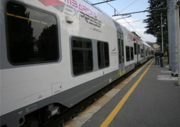 Lombardia Express in partenza (inserita in galleria)