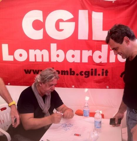 Cgil manifesta a Roma (inserita in galleria)