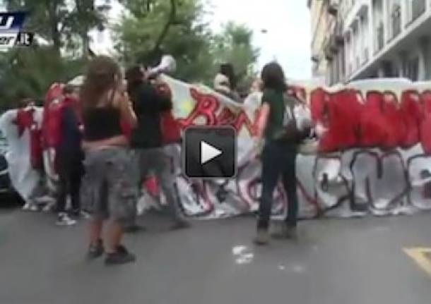 Studenti Milano in corteo