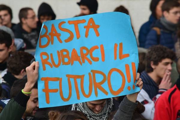 Corteo di Busto, cartelli e striscioni (parte 2) (inserita in galleria)