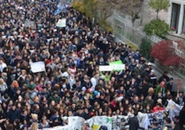 corteo studenti busto sciopero scuola APERTURA