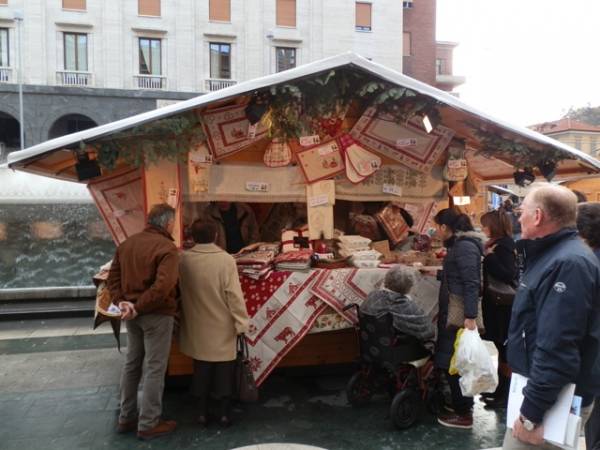 Il Trentino in Piazza Monte Grappa (inserita in galleria)