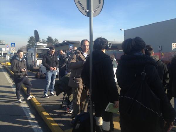 Attesa a Malpensa per Balotelli (inserita in galleria)