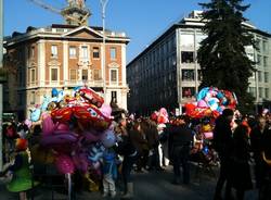 I carri sfilano a Varese  (inserita in galleria)