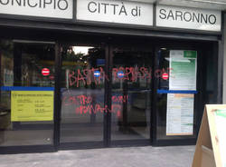 scritte municipio saronno