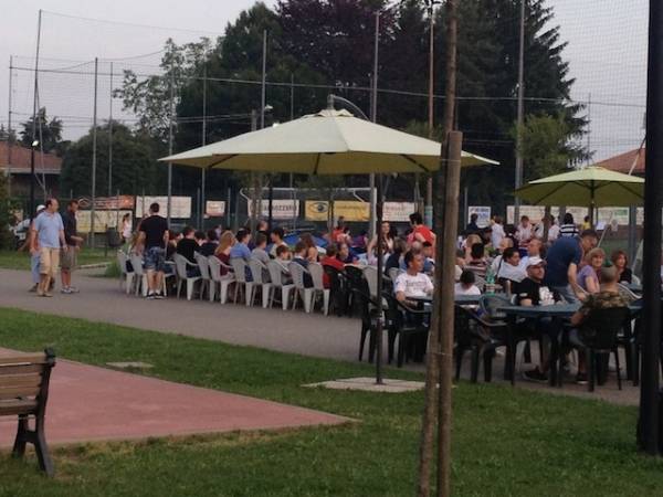 Tra le tende per la 24 ore di calcio (inserita in galleria)