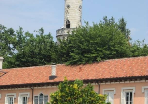 L'elegante pic-nic di Villa Mirabello  (inserita in galleria)