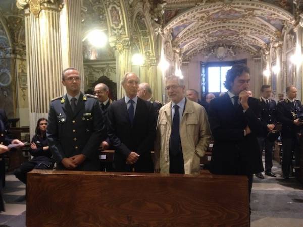 Al Sacro Monte la festa del santo patrono della polizia (inserita in galleria)