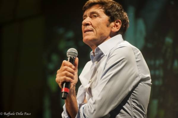 Gianni Morandi presenta il suo nuovo album  (inserita in galleria)