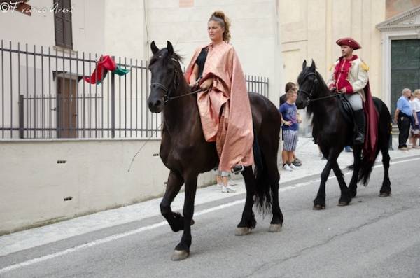 La festa dei fichi a Casale Litta (inserita in galleria)