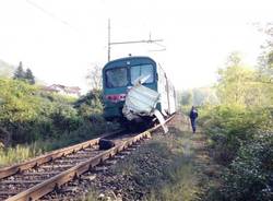 Autombulanza travolta da un treno (inserita in galleria)