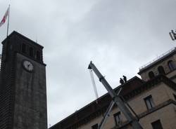 Vigili del fuoco in piazza Monte Grappa, Varese (inserita in galleria)