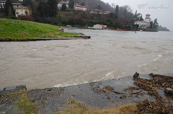 Il Boesio in piena a Laveno Mombello (inserita in galleria)