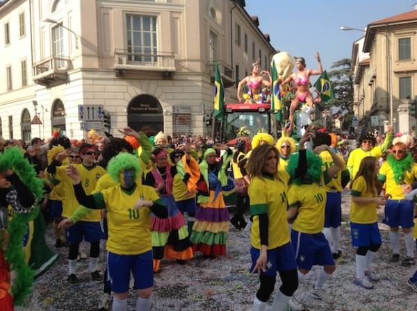 Carnevale a Varese (inserita in galleria)