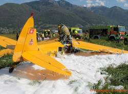 Cade piccolo aereo, salvato il pilota (inserita in galleria)