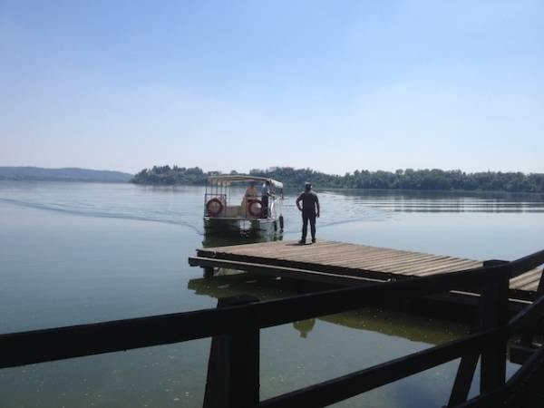 Il battello sul lago di Varese (inserita in galleria)