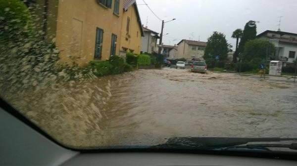 C'è un lago a Castronno (inserita in galleria)