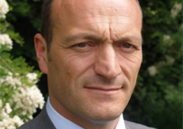 gunnar vincenzi sindaco cantello