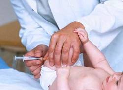 vaccinazione bambino neonato