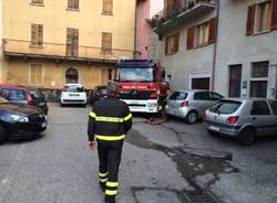 Vigili del fuoco in azione a Porto Ceresio (inserita in galleria)