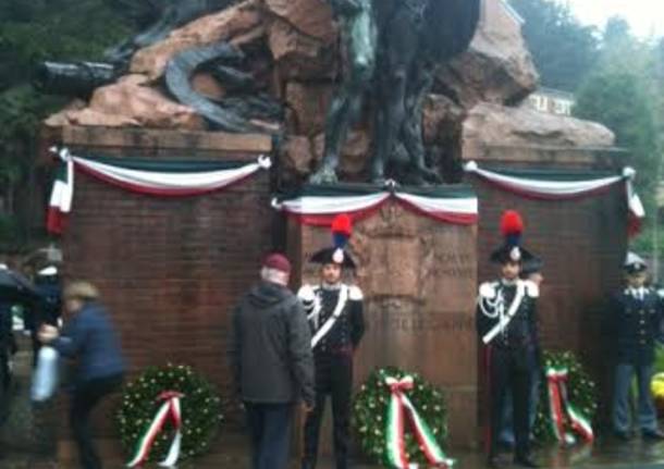 commemorazione 4 novembre caduti milite ignoto varese piazza repubblica