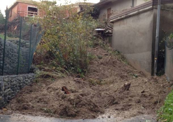 Due morti sotto una frana a Cerro di Laveno (inserita in galleria)