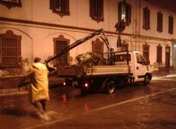 La Protezione Civile in via del Lavoro (inserita in galleria)