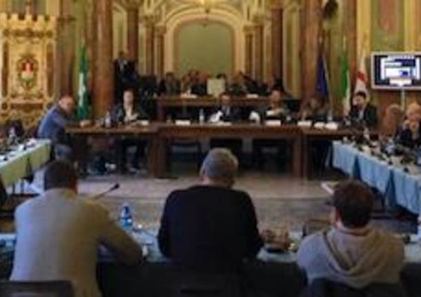 aula palazzo estense consiglio comunale